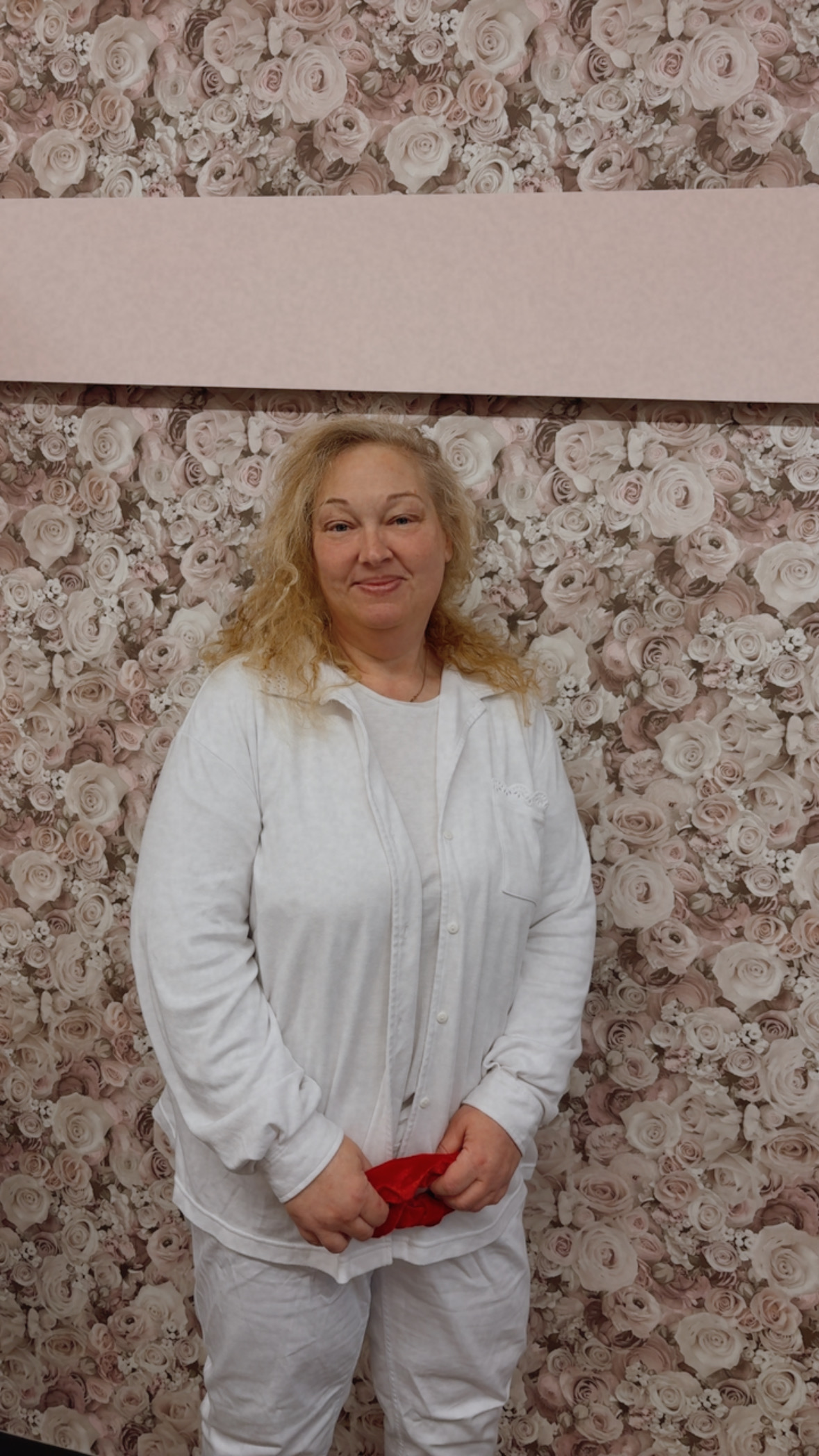 {„eId“:“761437119203589″,“CameraPosition“:1}